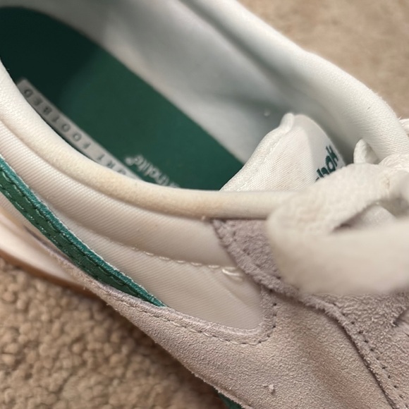 Reebok White and Green Sneakers - Picture 2 of 2